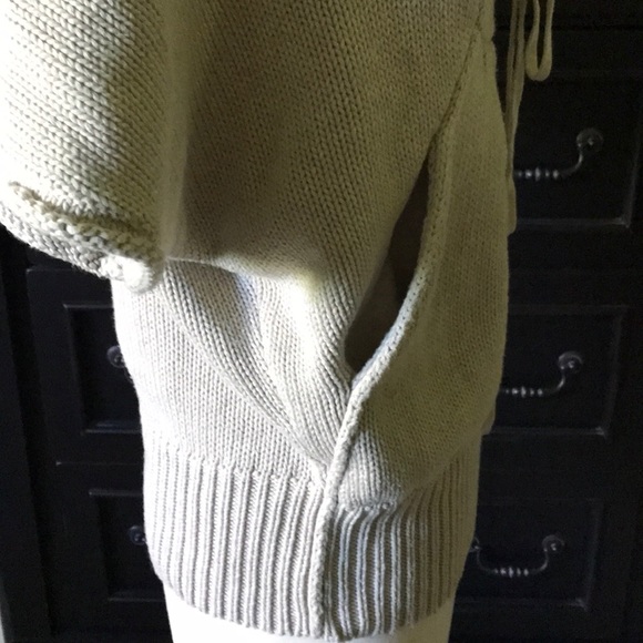 LA made Sweater - Size Small - Picture 5 of 7